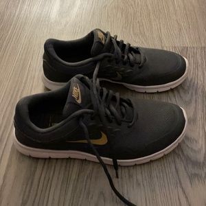 Gray nike sneakers